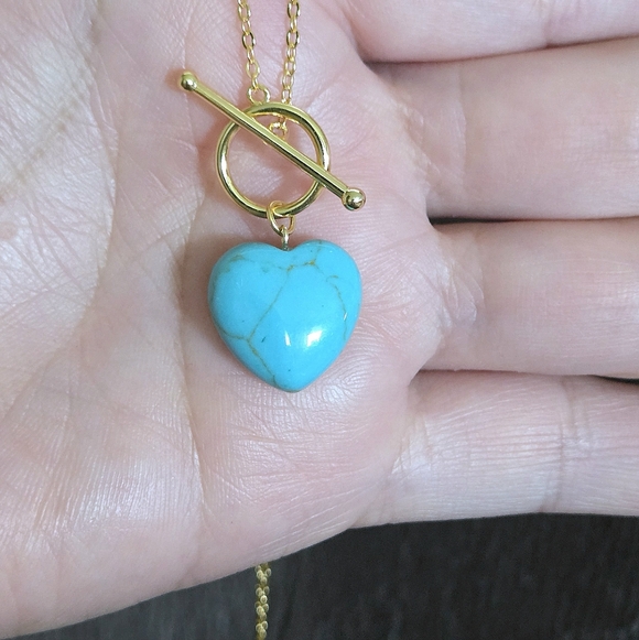 Blue Jade Heart🩵 Pendant Toggle Necklace - NWT - Picture 16 of 16